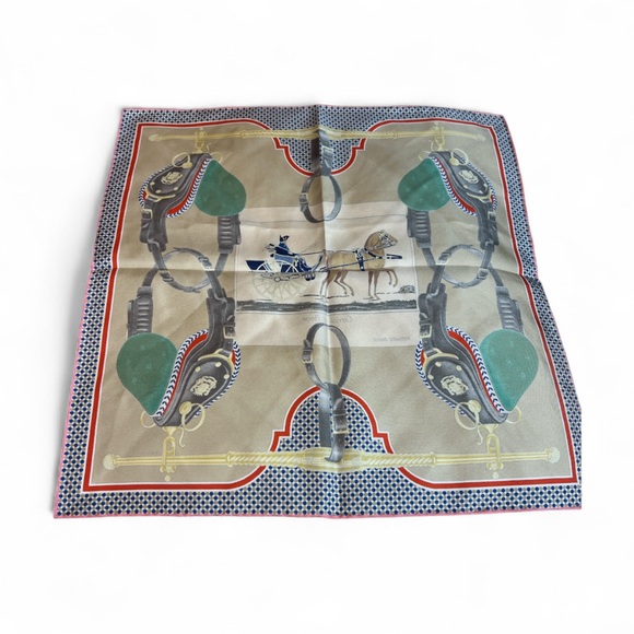 Hermès Carrick à Pompe silk scarf 45 - Picture 2 of 5